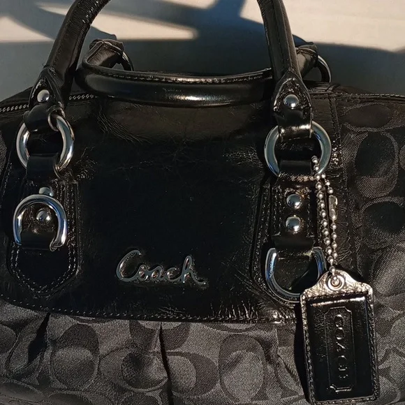 Black Coach Bag - Picture 7 of 10